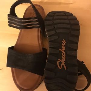 Skechers Black sandals size 7